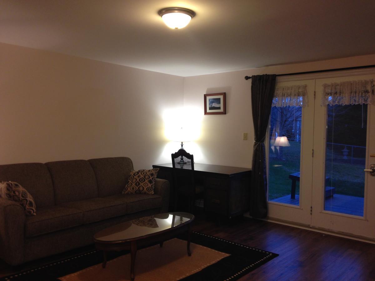 Wright'S Creek Apartment シャーロットタウン エクステリア 写真